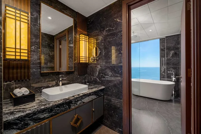Peninsula, Suite, Twin Beds, King Bed، Peninsula Hotel Danang 8/10