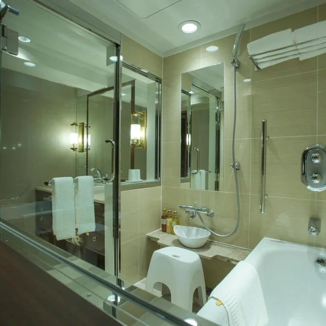 غرفة غراند كومفورت سوبيريور بسرير كينج، Kyoto Century Hotel 4/5