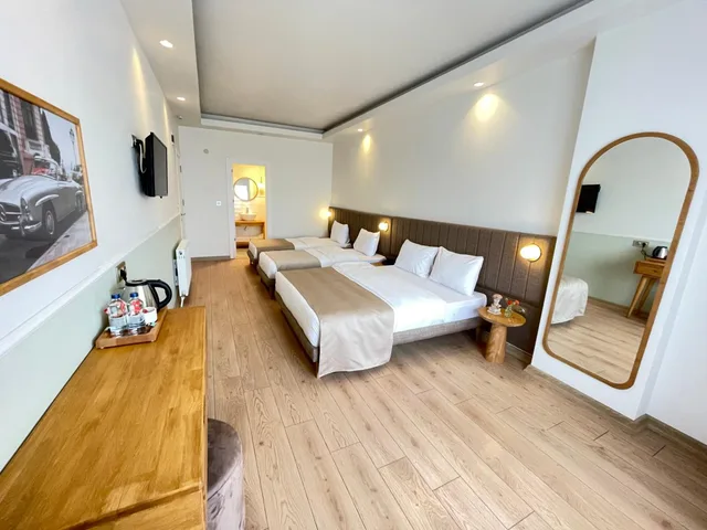 غرفة قياسية ثلاثية، Meshk Airport Hotel 2/10
