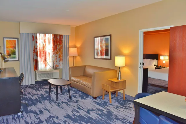 غرفة بسرير كوين، Fairfield Inn Suites By Marriott Grand Junction Downtown 2/2