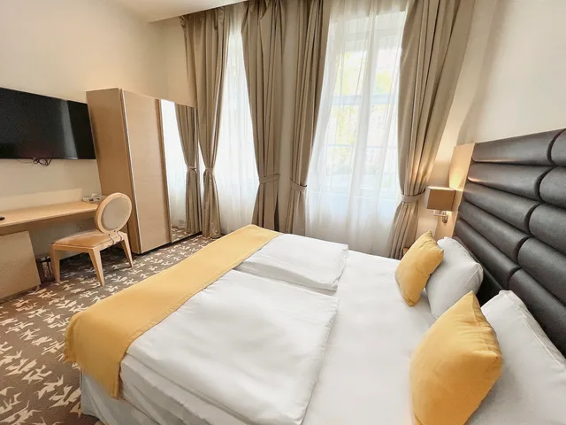 غرفة قياسية بسرير مزدوج، Buda Castle Fashion Hotel 6/10