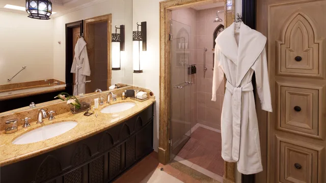 Ocean, Deluxe، Jumeirah Mina Al Salam Dubai 2/2