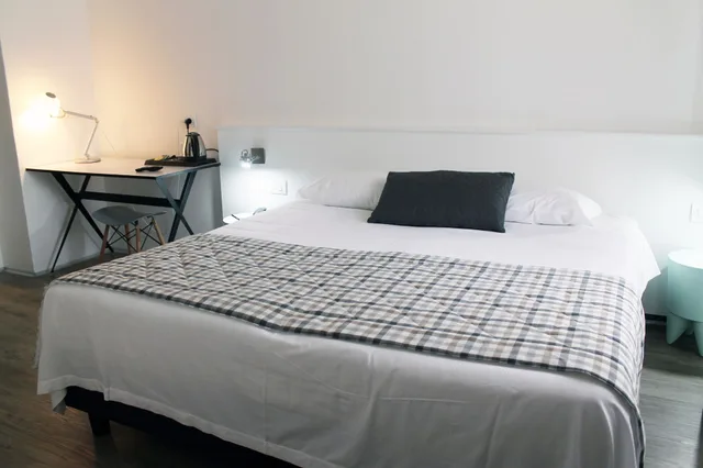 غرفة قياسية مفردة بسرير مزدوج، Hotel Bernina 9/10