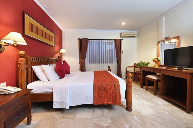 2 Bedrooms, Downstairs, Family, Villa, 1 Double and 1 Single Bed، Puri Dewa Bharata Hotel and Villas 3/10