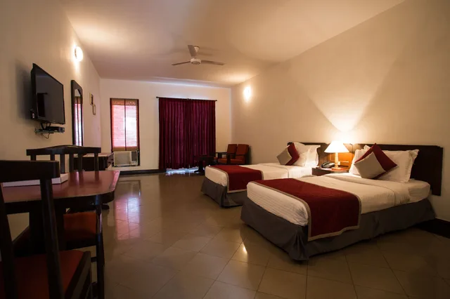 غرفة قياسية بسرير مزدوج أو سريرين منفصلين، Resort La Goa Azul 1/10