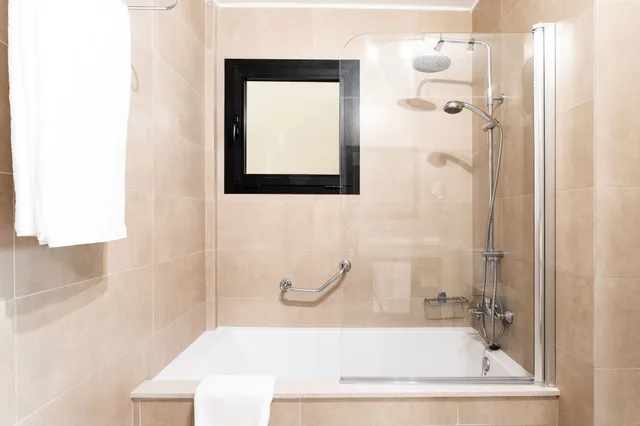 شقة بسرير كوين بإطلالة على البحر بغرفة نوم واحدة مع أريكة، Ramada Residences by Wyndham Tenerife Costa Adeje 4/4