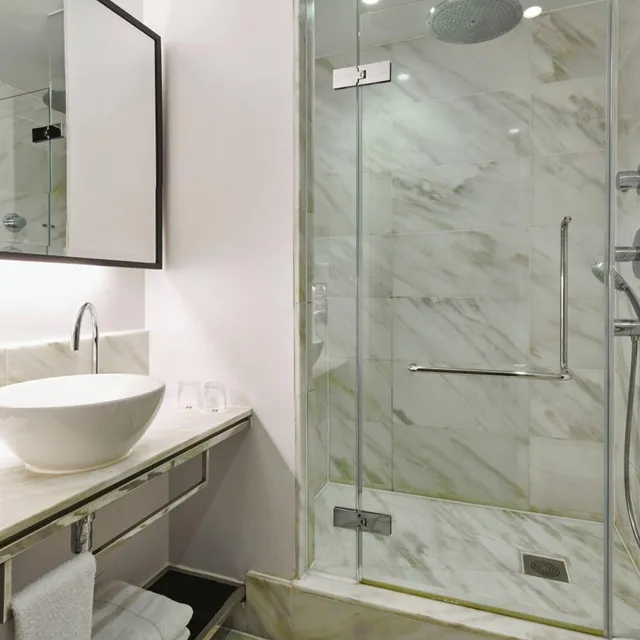 غرفة بريميير بسرير مزدوج، Marriott London Hotel Grosvenor Square 2/2