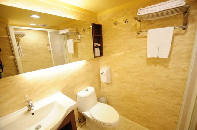 غرفة رباعية بسريرين مزدوجين، Kindness Hotel Houyi Jiuru 4/6