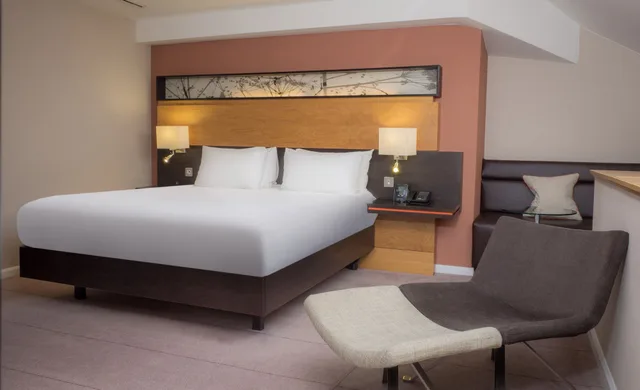 غرفة قياسية بسرير مزدوج، Hilton East Midlands Airport 2/4