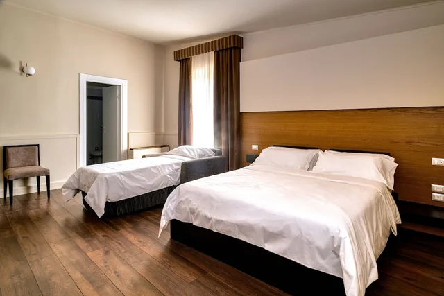 غرفة قياسية ثلاثية بثلاثة أسرّة، Hotel San Nicola 4/10
