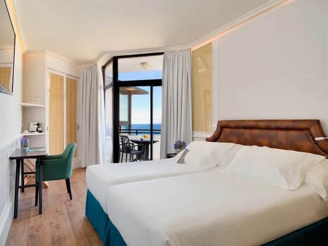 Privilege, H10 Conquistador Hotel 1/3