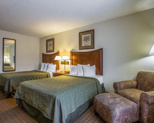 Standard, 2 Double Beds, Quality Inn Fort Jackson 2/6