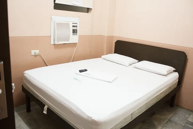 غرفة قياسية بسرير مزدوج، Gv Hotel Catbalogan 1/2