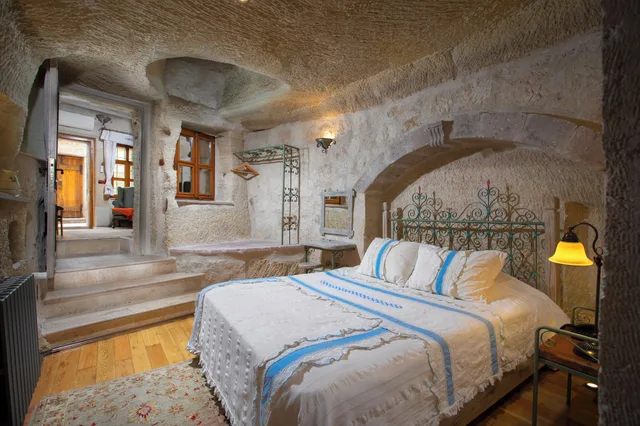 Cave, Superior, Suite, Queen Bed, Terra Cave Hotel 9/10