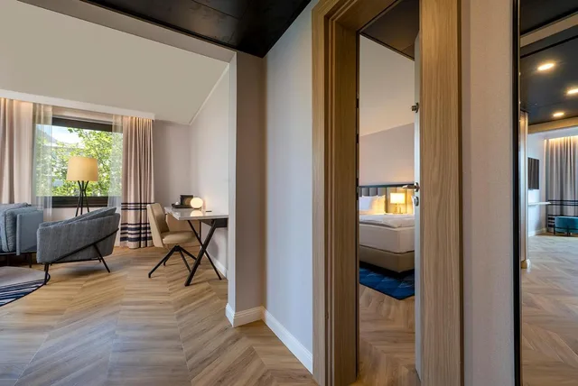جناح ركني بسرير فردي بغرفتي نوم، DoubleTree by Hilton Berlin Ku’damm 5/10