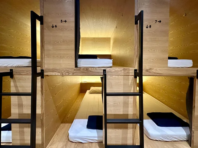 Mixed Dorm, 12 Beds, The Frame Guesthouse 1/1