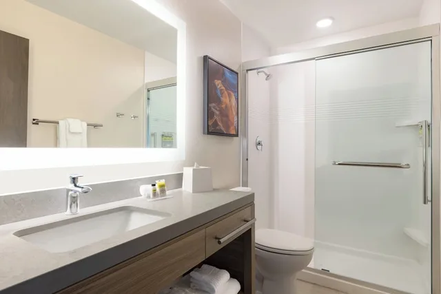 جناح بسرير كينج بغرفة نوم واحدة لذوي الإعاقة، Candlewood Suites Bellefonte by IHG 2/2