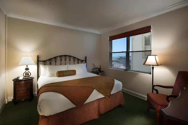غرفة ديلوكس لذوي الإعاقة، Monterey Hotel 1/1