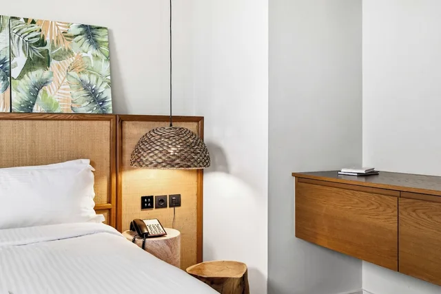 جناح جونيور بسرير كوين بجاكوزي، Dom Boutique Hotel 6/10