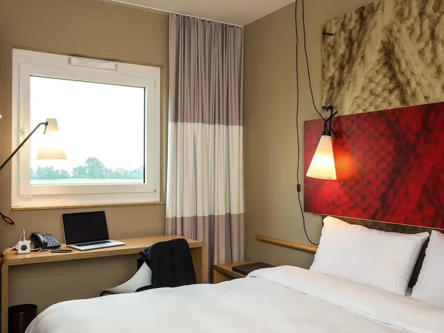 غرفة بسرير مزدوج، Ibis Muenchen Airport Sued 3/8