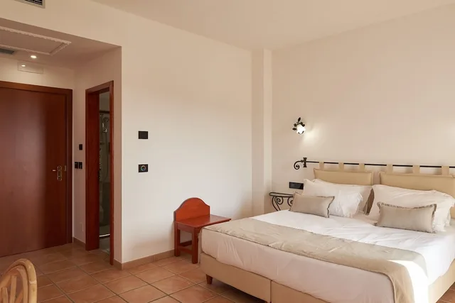 غرفة كلاسيكية بشرفة، Hotel Montecallini - Adult Only 14 1/10