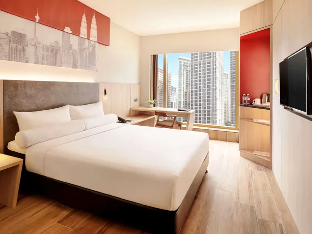 Room, Queen Bed, Ibis Kuala Lumpur City Centre 2/4