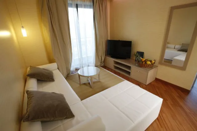 غرفة سوبيريور بسرير مزدوج أو سريرين منفصلين، VILLA ESPERIA 2/2