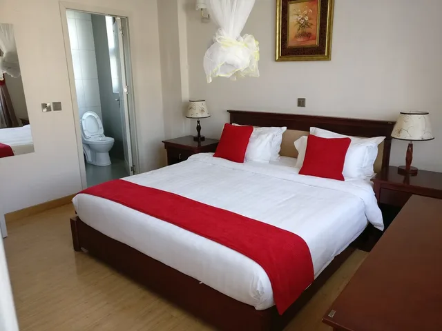 شقة بريميوم بسرير كينج وسريرين منفصلين بغرفتي نوم، Fenesi Gardens Apartments 2/10