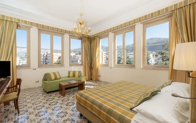 Tower, Executive, City View، Antiche Mura Hotel 4/8