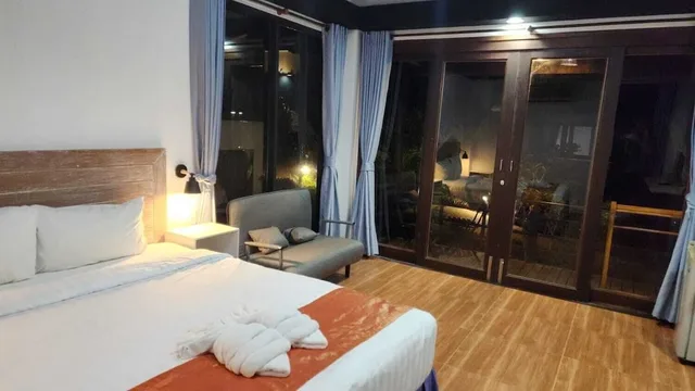 بنغل ديلوكس بسرير كينج مع أريكة، Sasitara Residence Koh Samui 1/9