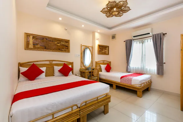 Deluxe, Triple, Calmette Hotel 1/3