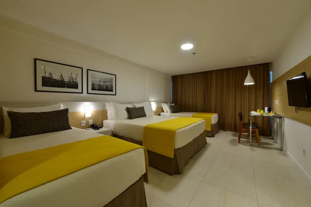 Room, Quadruple, Side Sea View، Gran Mareiro Hotel 1/2
