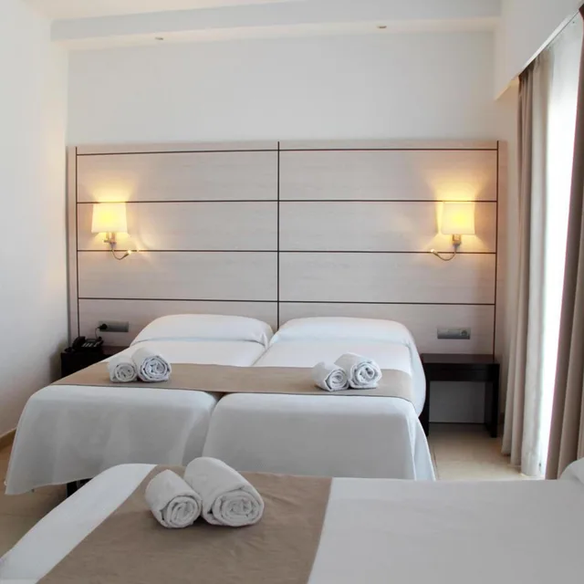غرفة ثلاثية، Hotel Puchet Ibiza 2/9