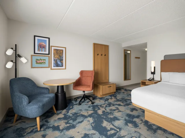 غرفة بسرير كينج، Hampton Inn Warrenton 6/10