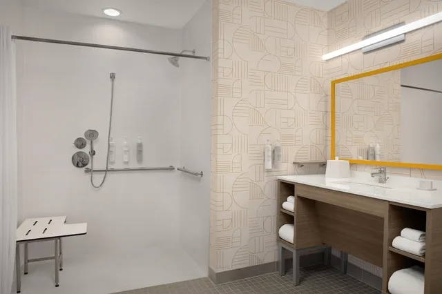 جناح بسرير كينج لذوي الإعاقة، Home2 Suites by Hilton Goodyear Phoenix West 2/2