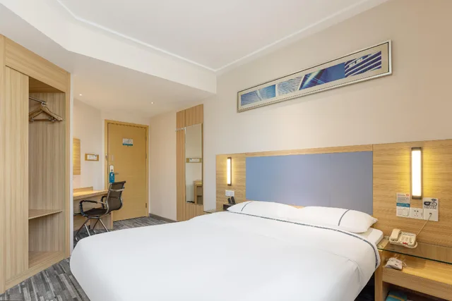 Special, Queen Bed, City Comfort Inn Bama Shouxiang Avenue 1/1