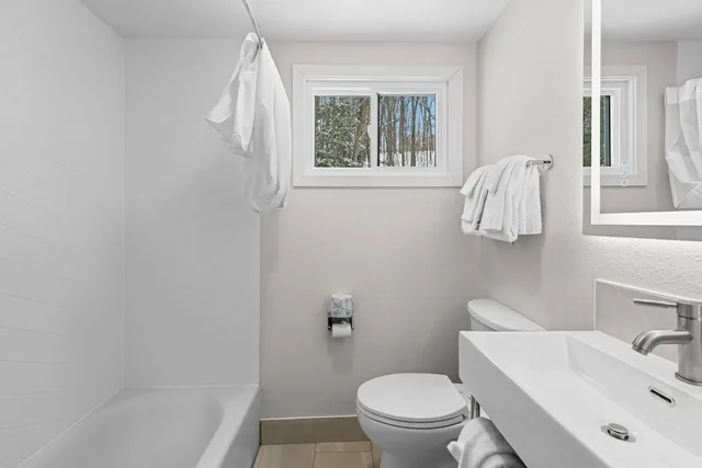 غرفة قياسية بسريرين مزدوجين، Econo Lodge Westminster, MA 3/4