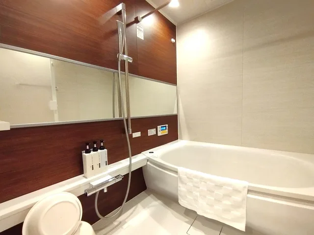1 Bedroom, City, 1 Single and 2 Double Beds، A-Un 4/5