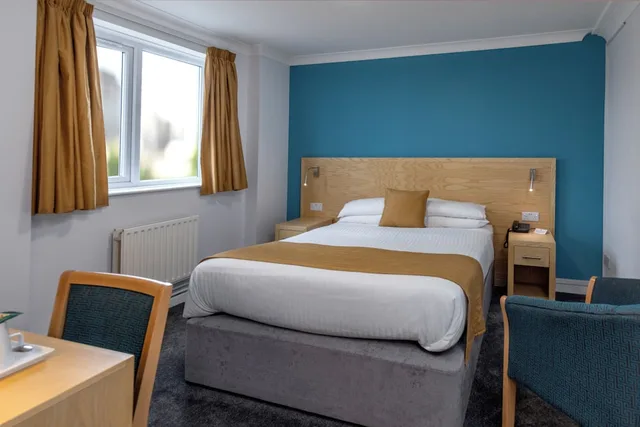 Family, Multiple Beds, Sofa, Royal Maritime Hotel, BW Signature Collection 1/4