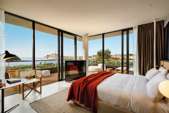 غرفة غراند بسرير كينج بإطلالة على البحر، Grand Park Hotel Rovinj by Maistra Collection 3/8