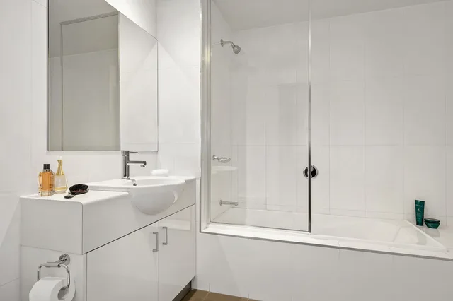 1 Bedroom, Apartment, Quest Cheltenham 3/3