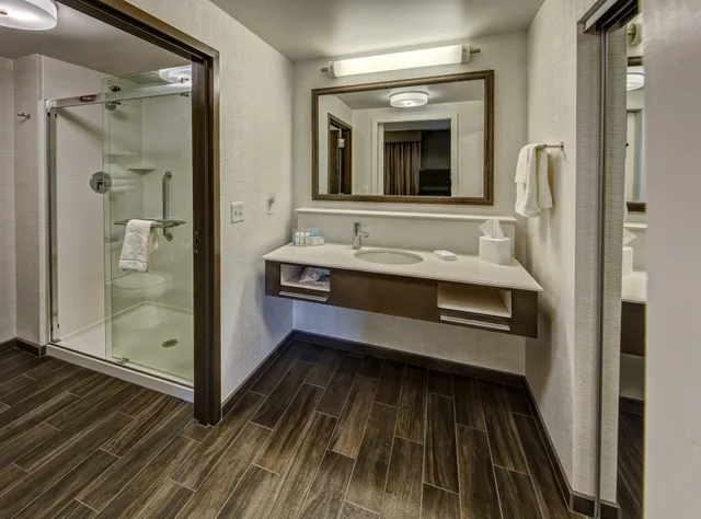 استوديو بسرير كينج، Hampton Inn And Suites Memphis Germantown 7/9