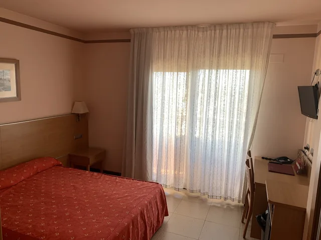 غرفة بسرير مزدوج بإطلالة على البحر، Sensity Hotel Vent de Mar 3/7