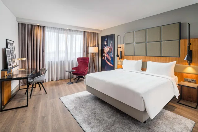 غرفة قياسية بسرير كينج، Radisson Blu Hotel, Hamburg Airport 2/10