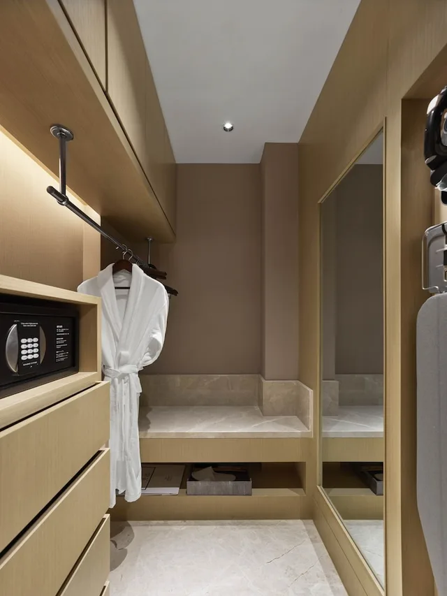 غرفة بسرير كينج، Hilton Shanghai Songjiang Guangfulin 3/7