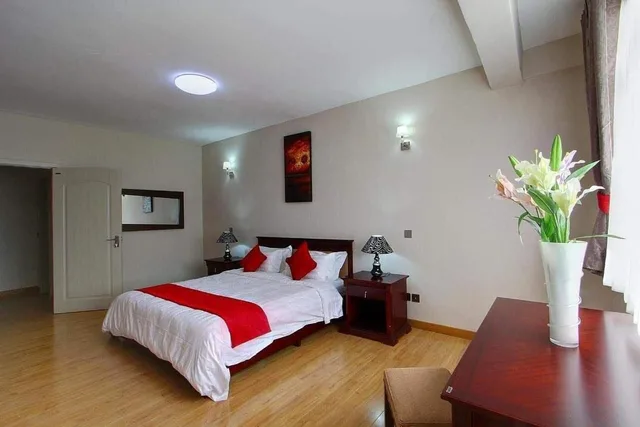 شقة بريميوم بسرير كينج بغرفة نوم واحدة، Fenesi Gardens Apartments 3/5