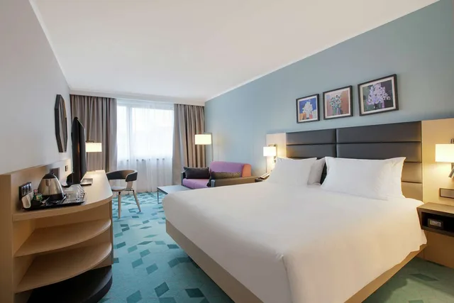 Guest Room, Family, Hilton Garden Inn Budapest 2/4