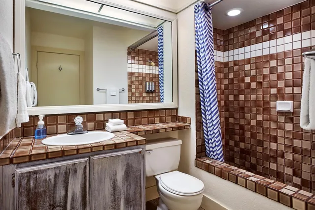 غرفة بسرير كوين، Seaport Village Inn, Avalon 3/3