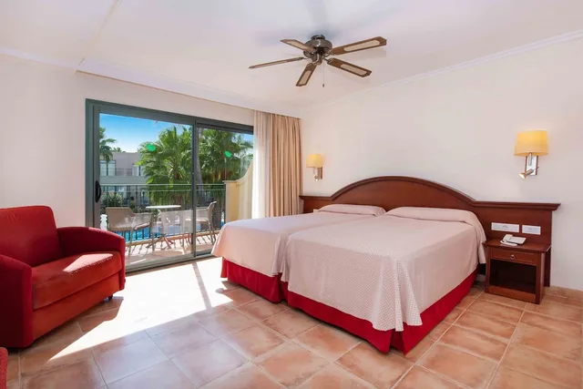 Standard, Double Bed, Pool View, Terrace, Valentin Star Menorca - Adults Only 4/10