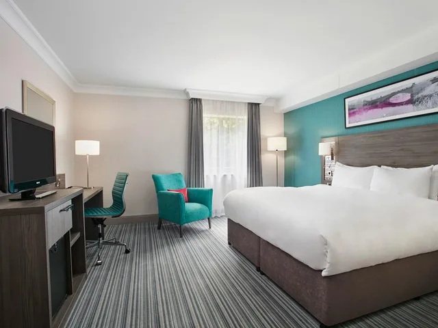 غرفة سوبيريور بسرير مزدوج، Leonardo Hotel East Midland Airport 1/1